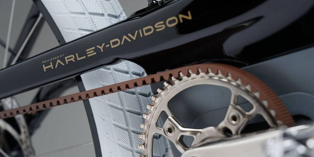 Dettaglio telaio e-bike Harley-Davidson con branding